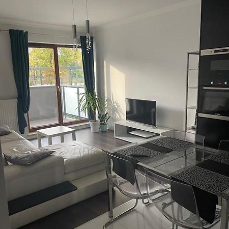 House4You Apartament Sakura Airport Chopin 华沙 外观 照片