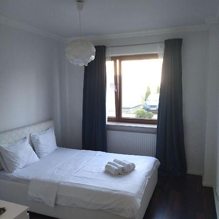 House4You Apartament Sakura Airport Chopin 华沙 外观 照片